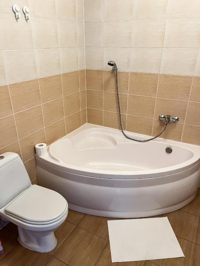 Uroczy Apartament Pod Skarpa فادوفيتسه المظهر الخارجي الصورة